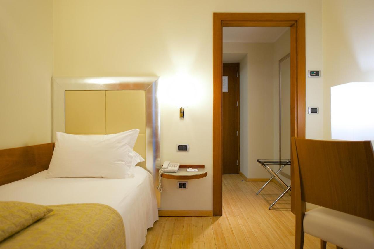 Best Western Crystal Palace Hotel Turin Exterior photo