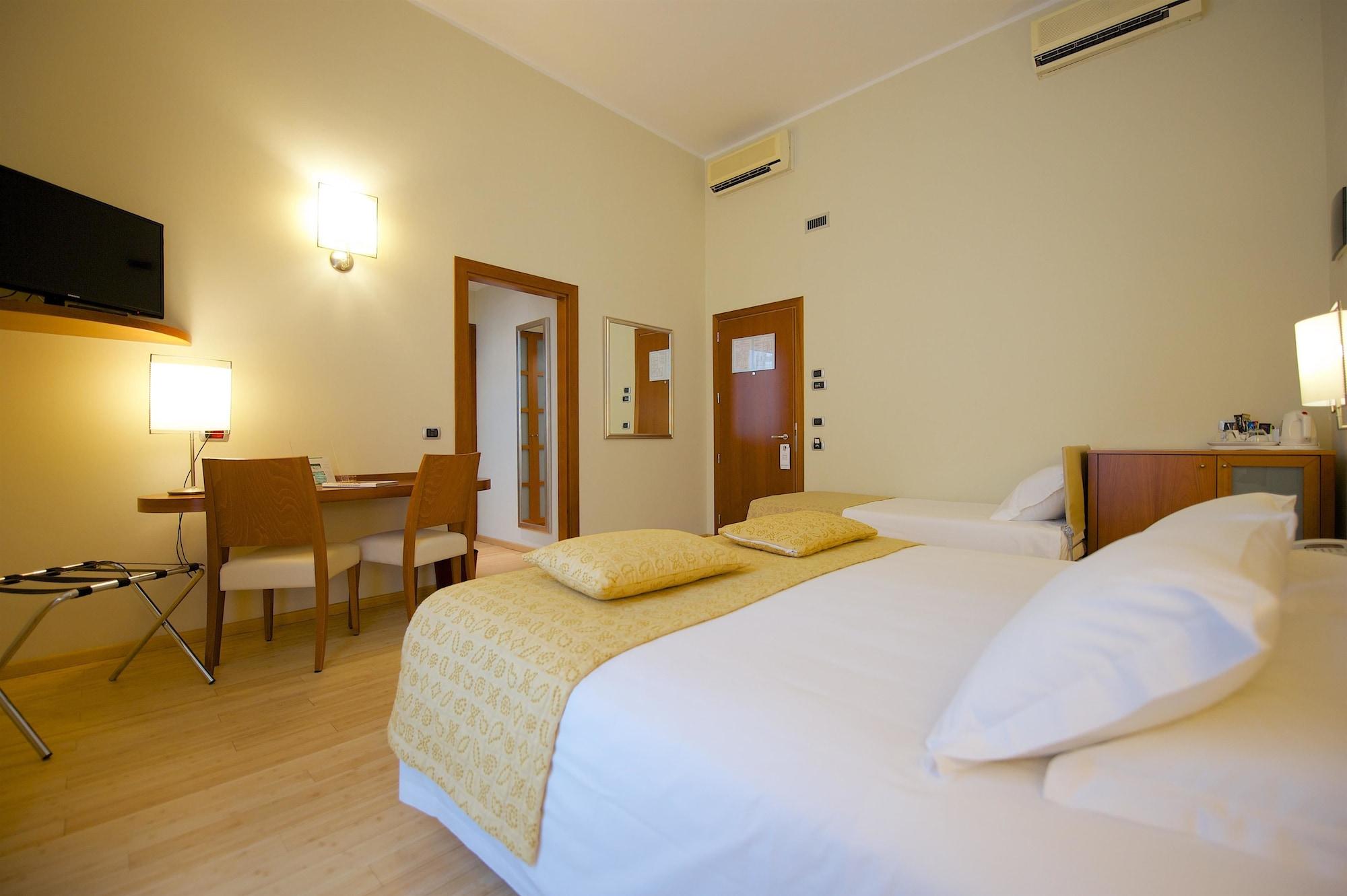 Best Western Crystal Palace Hotel Turin Exterior photo