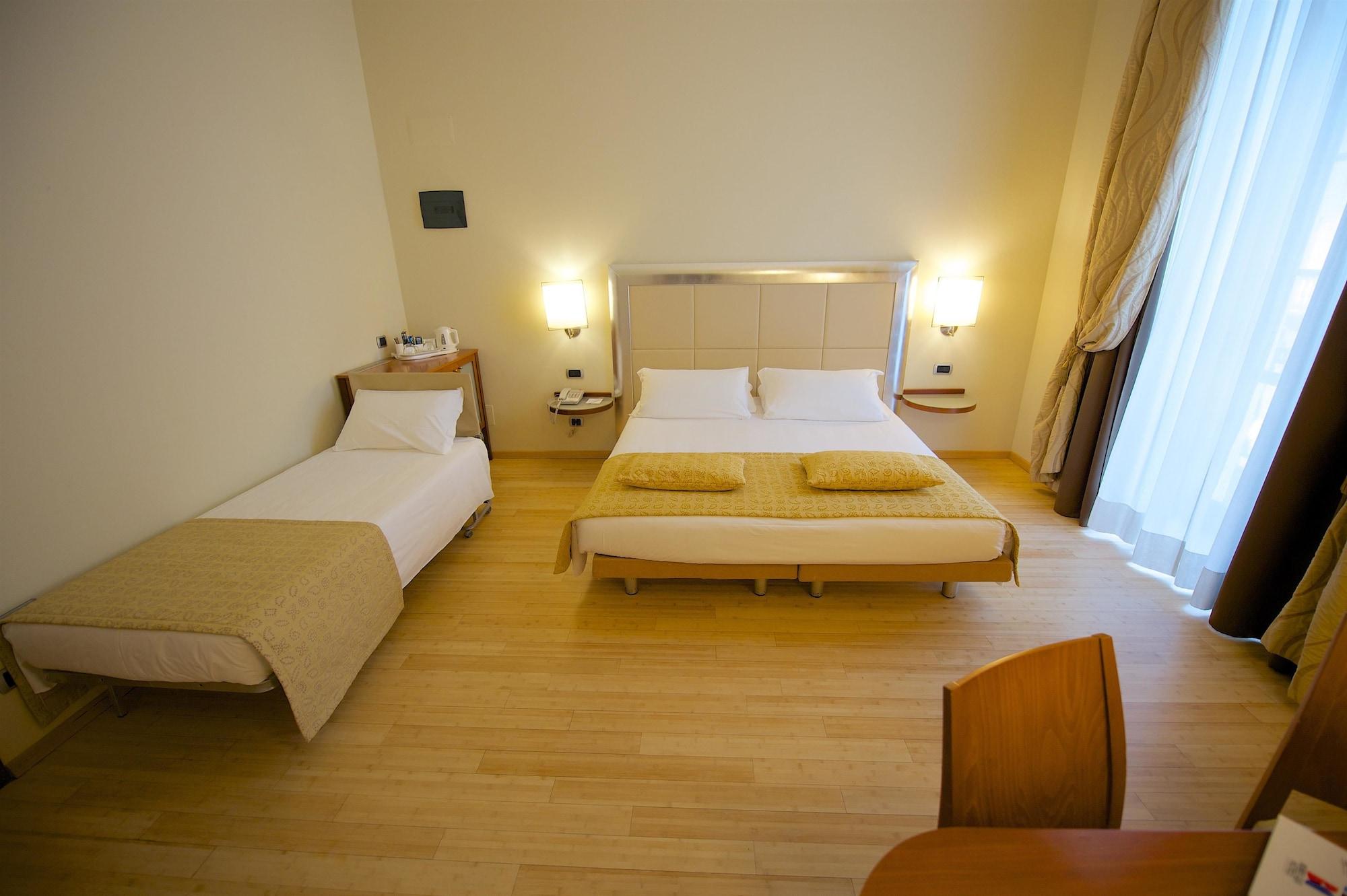 Best Western Crystal Palace Hotel Turin Exterior photo