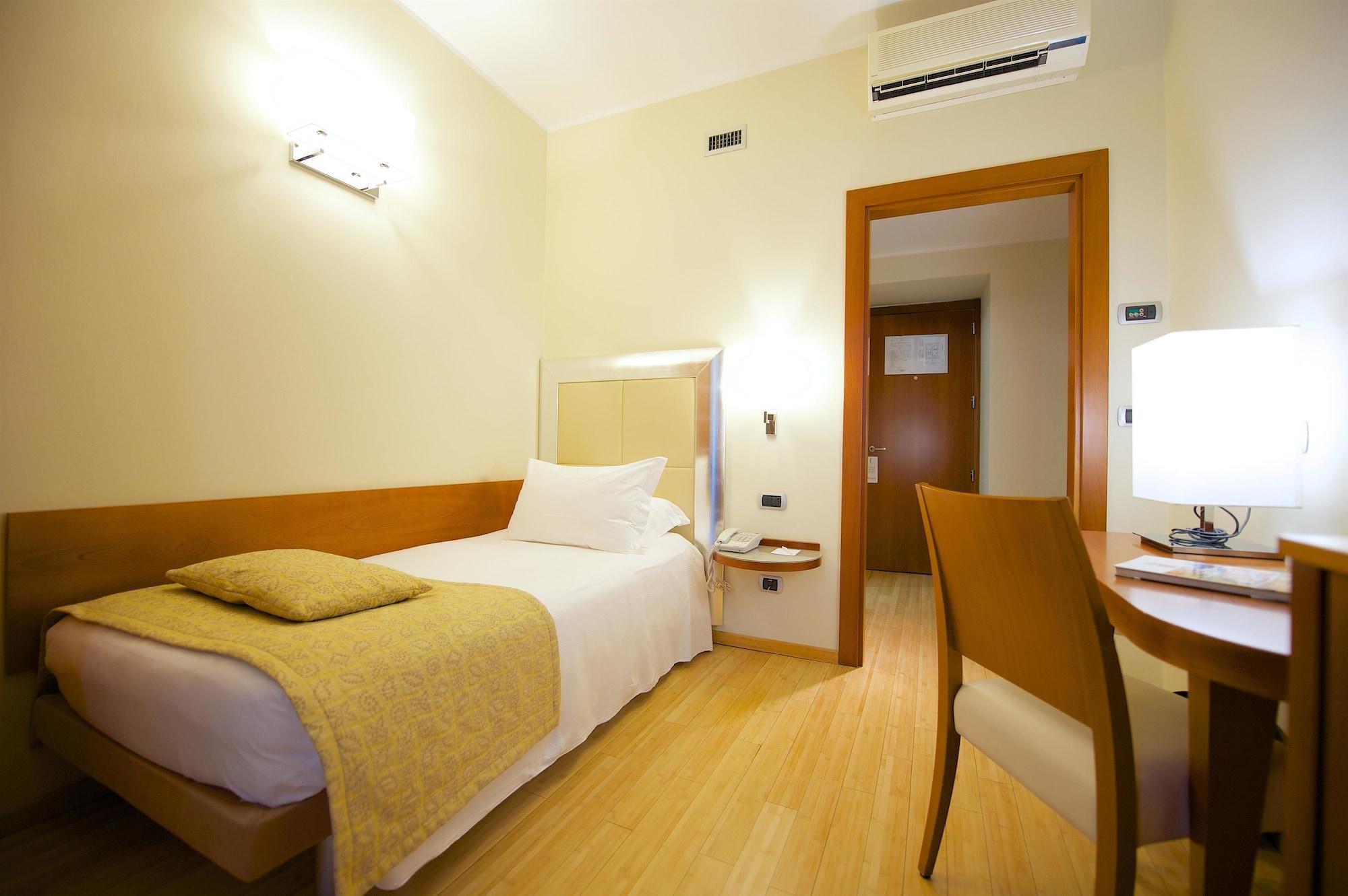 Best Western Crystal Palace Hotel Turin Exterior photo