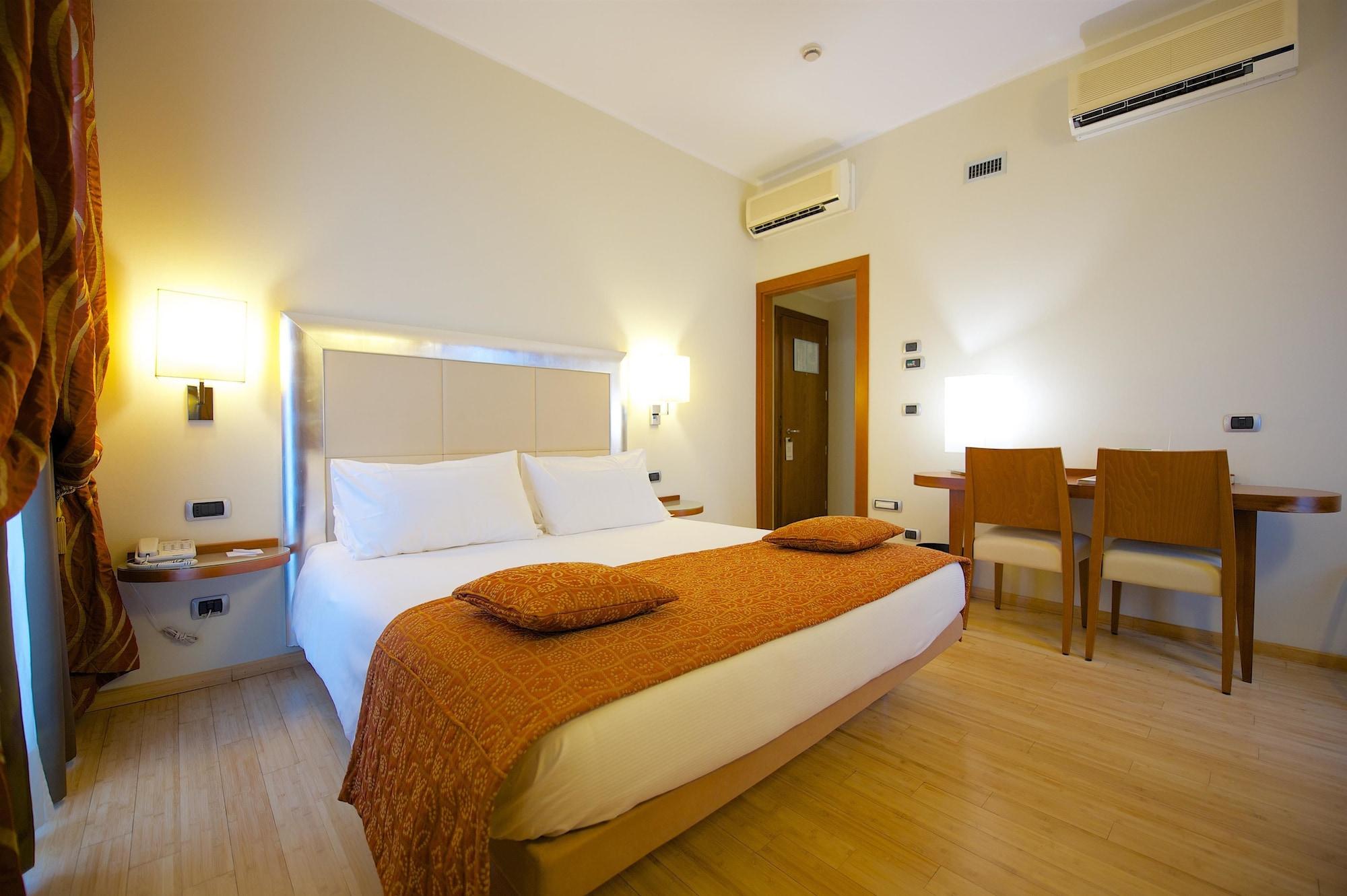 Best Western Crystal Palace Hotel Turin Exterior photo